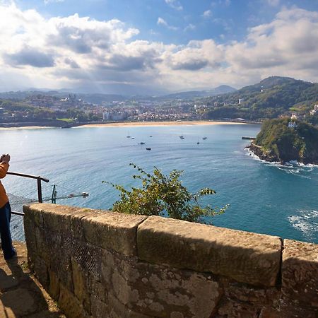 Cozy Apartment 6' From San Sebastian + Parking Usurbil Exterior photo
