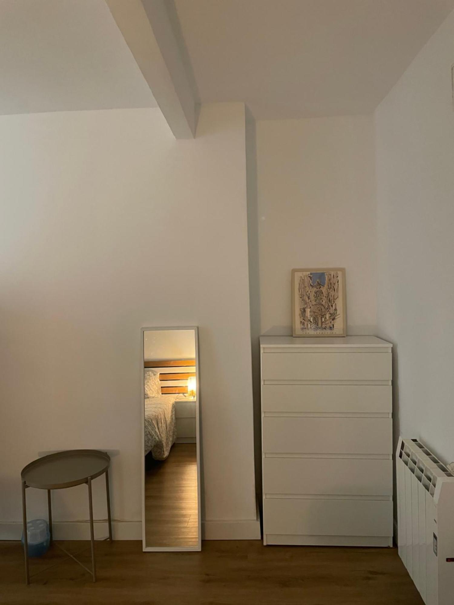 Cozy Apartment 6' From San Sebastian + Parking Usurbil Exterior photo